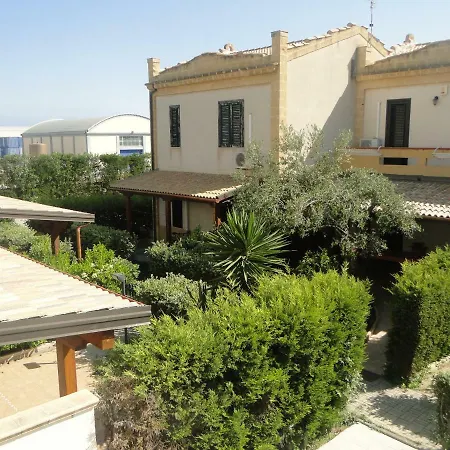 Le Vele Bed & Breakfast 2*