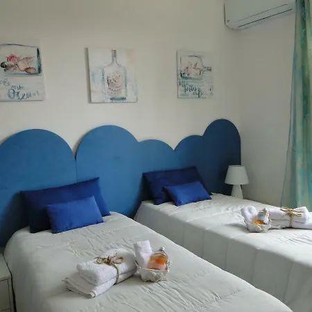 Le Vele B&B 캄포펠리체 디 로첼라
